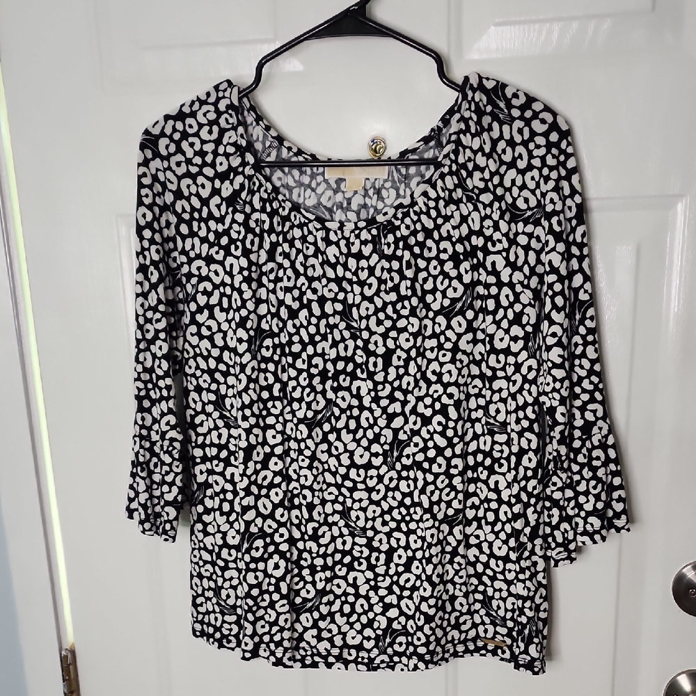 MICHAEL Michael Kors Black and White Relaxed Blouse